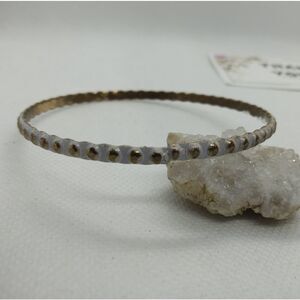 Edwardian white‎ cast bracelet